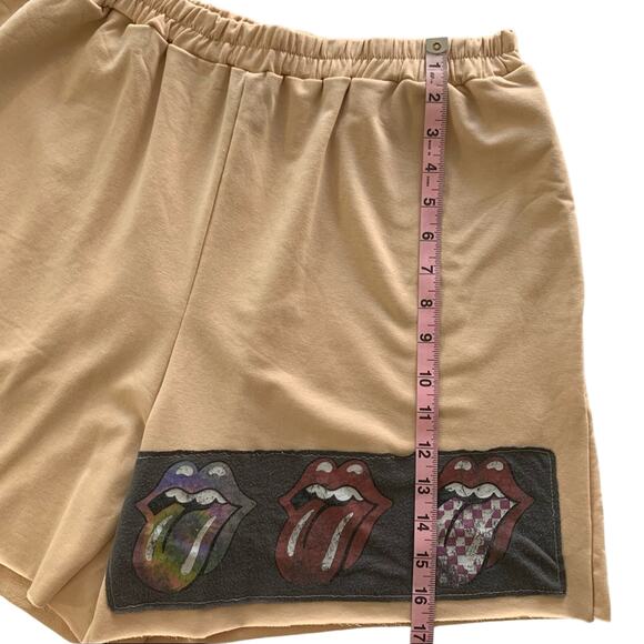 Via Penny Lane Reworked Apparel | The Rolling Stones Graphic Shorts XL - Picture 3 of 10